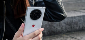 Leica’s “Leitz Phone 2” has a giant 1-inch camera sensor, magnetic lens cap