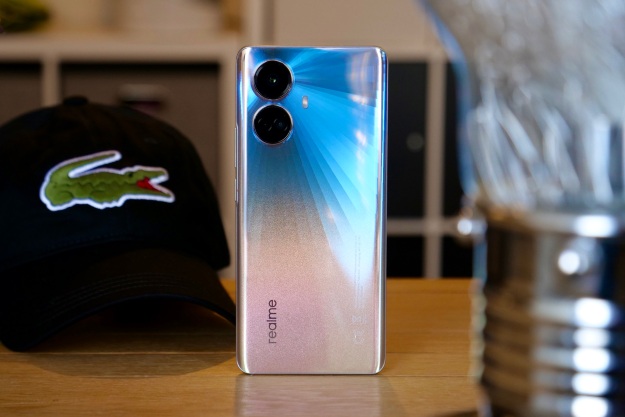 Realme 10 Pro+ review: all that glitters is not gold